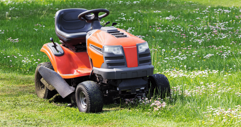 Tractor Style Ride On - Silverstone Gardening